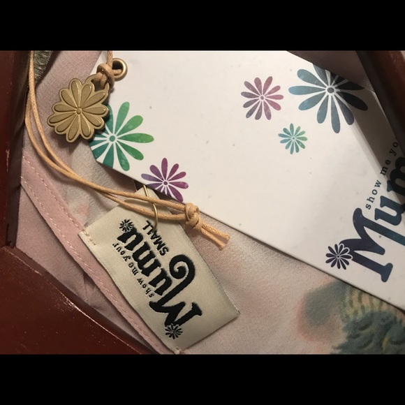 butterfly tunic floral top - Picture 3 of 3